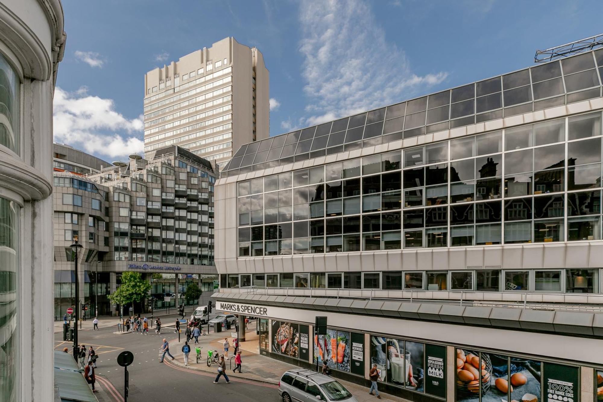 Superb Apartments Opposite Edgware Road Station London Bilik gambar