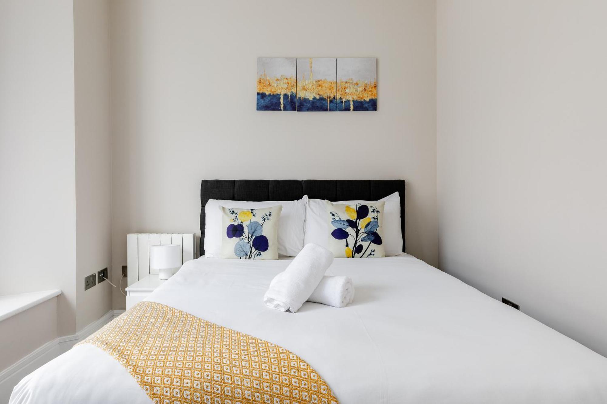 Superb Apartments Opposite Edgware Road Station London Bilik gambar
